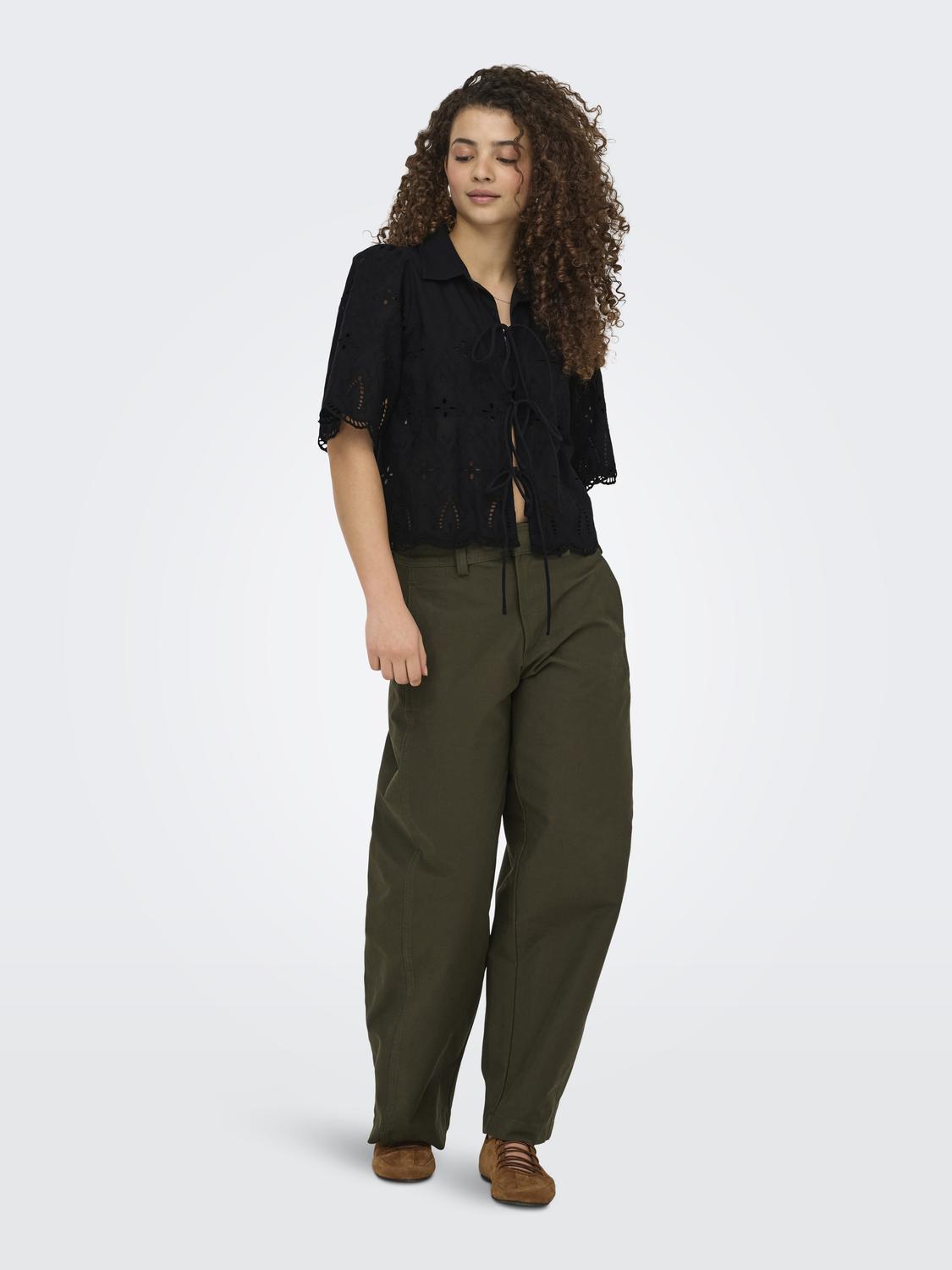 model_shot-front_full
